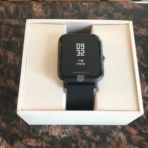 BRAND NEW Bip smartwatch